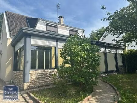 maison 6 pièces 158 m²