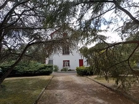 maison 4 chambres grandes dépendances