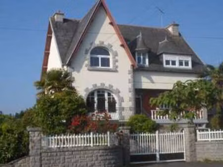vente maison à guingamp (22200) : à vendre / 157m² guingamp