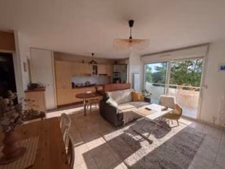 location appartement 3 pièces meublé à nantes rond-point de paris - blanche de castille (4