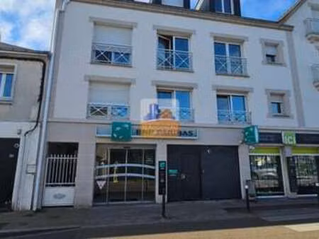 vente bureaux et commerces à saint-sébastien (23160) : à vendre / 132m² saint-sébastien