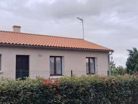location maison à saint-rémy-en-mauges (49110) : à louer / 75m² saint-rémy-en-mauges