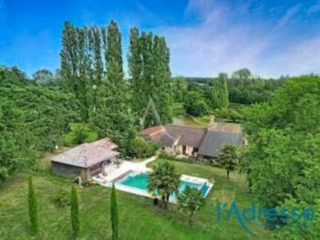 vente maison piscine à saint-loup-du-dorat (53290) : à vendre piscine / 239m² saint-loup-d