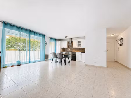 appartement à vendre cannes 4 pièce(s) 84m2 475 000€