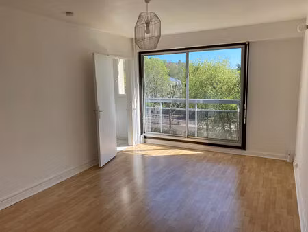 studio saint-germain-en-laye - rue des marais