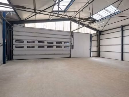vannes est - local d'activité de 200 m² environ