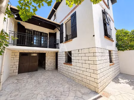 vente maison 6 pièces  124.00m²  neuilly