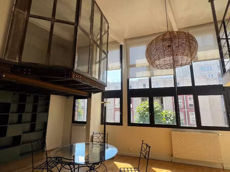 location appartement 4 pièces  122.37m²  montreuil