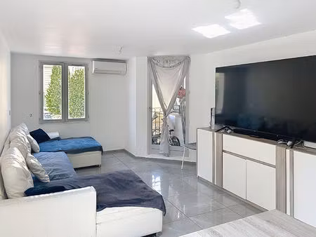 centre ville  appartement 4 pièces avec garage