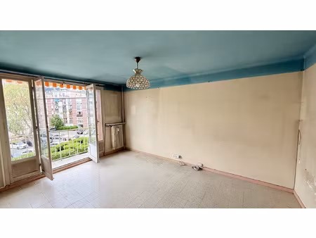 nice nord 2 pièces de 42 m2 avec balcon  parking et cave