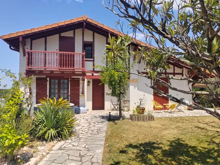 biarritz les docks maison t5 de 130m2 sur terrain de 800m2