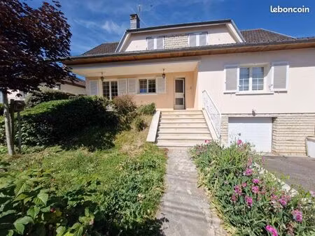 maison archi 185m2 sur sous sol et 1270 m2 terrain