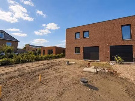 maison à louer à eeklo € 1.500 (lppyw) - wijs vastgoed | zimmo