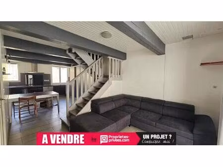 maison de ville 3 faces de 70 m² avec grandgarage et terrasse