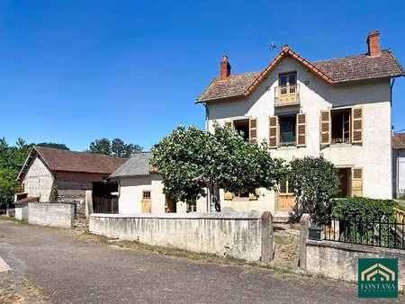 authentique corps de ferme à rénover avec nombreuses dépendan