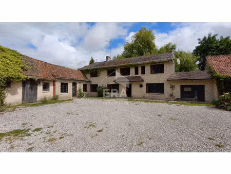 propriété de 249 m²  10 pièce(s)  6 chambres  à seulement 5 min d'hesdin