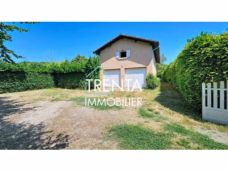 garage à réhabiliter sur 1300m² – fort potentiel d'aménage