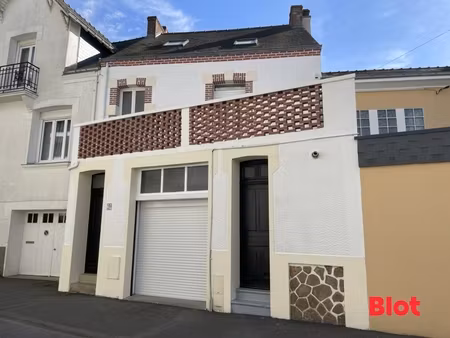 maison de caractère rénovée – 135 m² – 4 chambres – garage – centre-ville de saint-nazaire