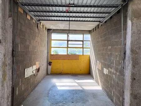 vnd garage