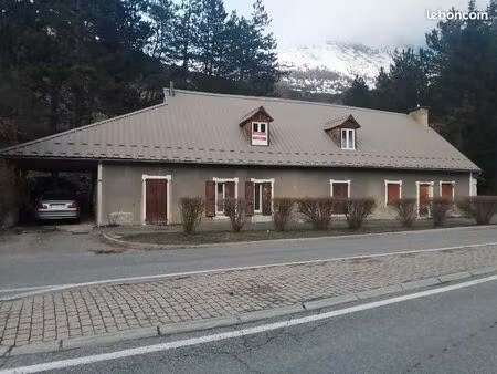 longère 8 pièces 211 m²