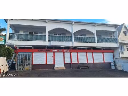 à louer – spacieux appartement t4/t5 de 120 m² avec grande terrasse – grande montée (saint