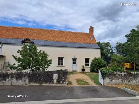 maison ancienne au calme - 4 chambres - chambray proche transport et commodités