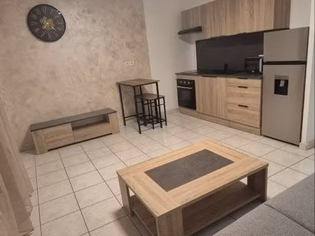 studio moderne avec piscine 27m2