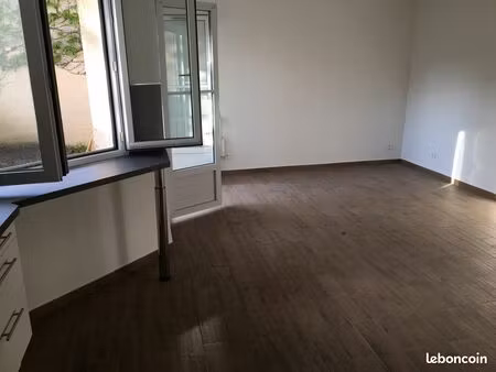 studio 28m² - proche rer a - jardin + cave