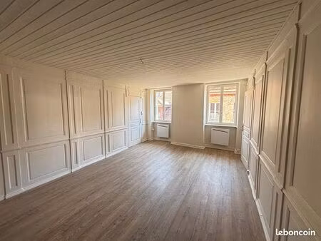 appartement 3 pièces 60 m²