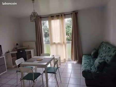 studio meublé