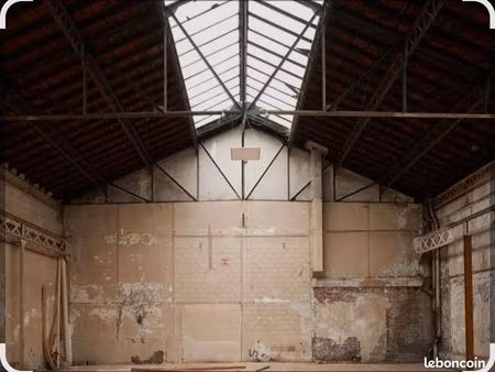 hangar (vente possible)