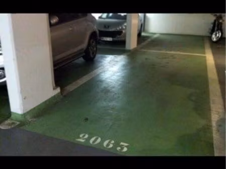place de parking à louer