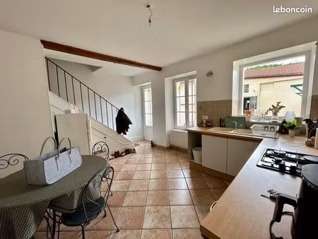maison t4 à louer