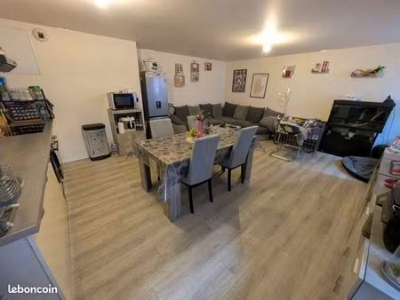 loue maison dans une copropriété
