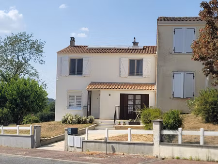 maison à vendre à chabanais (16150) - charente