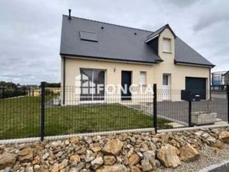 vente maison à domfront-en-champagne (72240) : à vendre / 112m² domfront-en-champagne