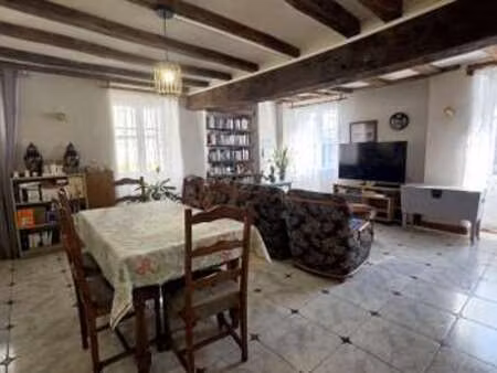 vente maison à vihiers (49310) : à vendre / 130m² vihiers
