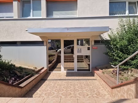 appartement 4 pièces - 80 m²