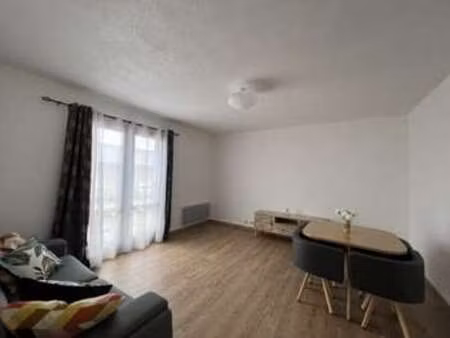 location appartement 2 pièces meublé au mans (72000) : à louer 2 pièces meublé / 48m² le m