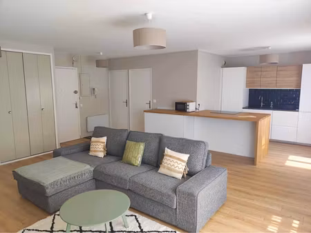 type 3 meuble - quartier catho