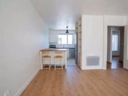 vente appartement 3 pièces à angers saint-serge (49000) : à vendre 3 pièces / 61m² angers 