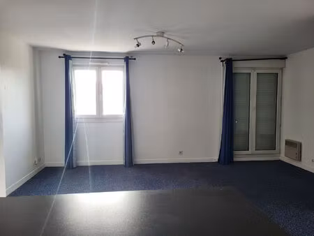 appartement clamart 2 pieces - 990 €