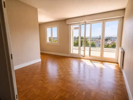 vente appartement 2 pièces  45.00m²  fontenay