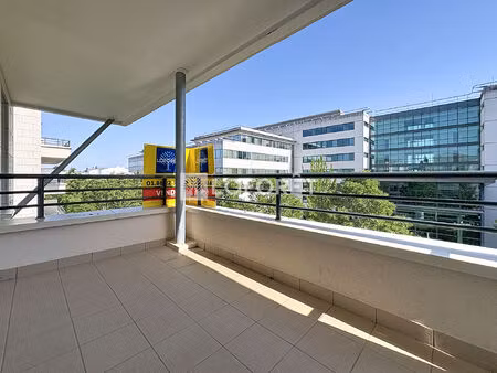 appartement 3 pièces 69m²