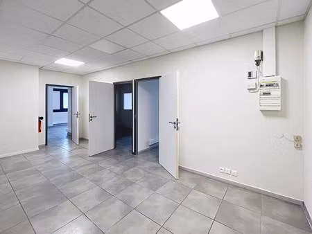 location bureaux 27 m²