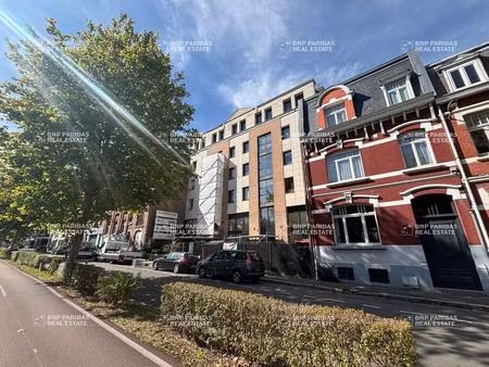 location bureaux 126 m²