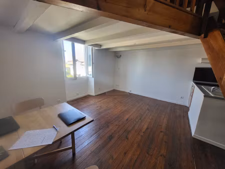 t1 bis avec espace nuit en mezzanine