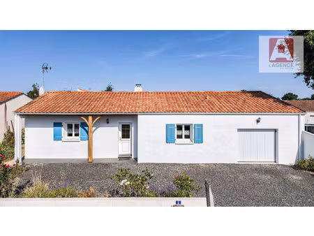 maison la chapelle-hermier  3 chambres / 670 m² de terrain.
