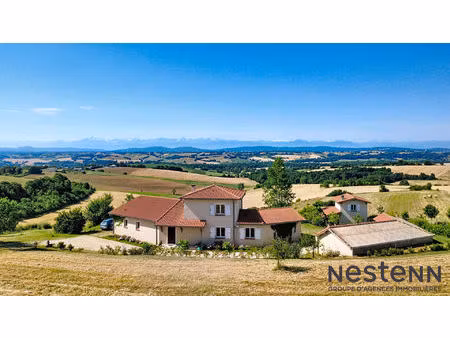 a vendre maison d'exception avec gîte et dépendance sur 2.7ha secteur le fousseret au calm