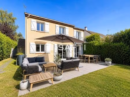magnifique maison individuelle de 135 m2  4 chambres  double garage  terrain de 696 m2 san